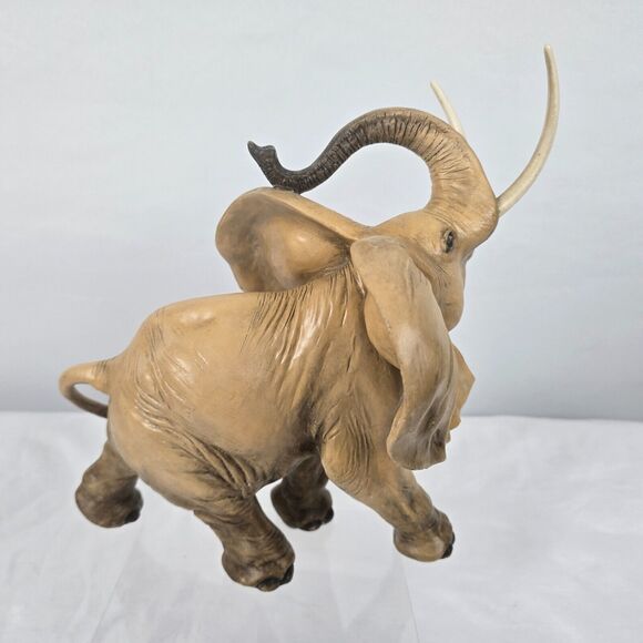 Large Bull Elephant Figurine Signed by Guido Cacciapuoti 10" x 11" x 8" Italy - Picture 8 of 13